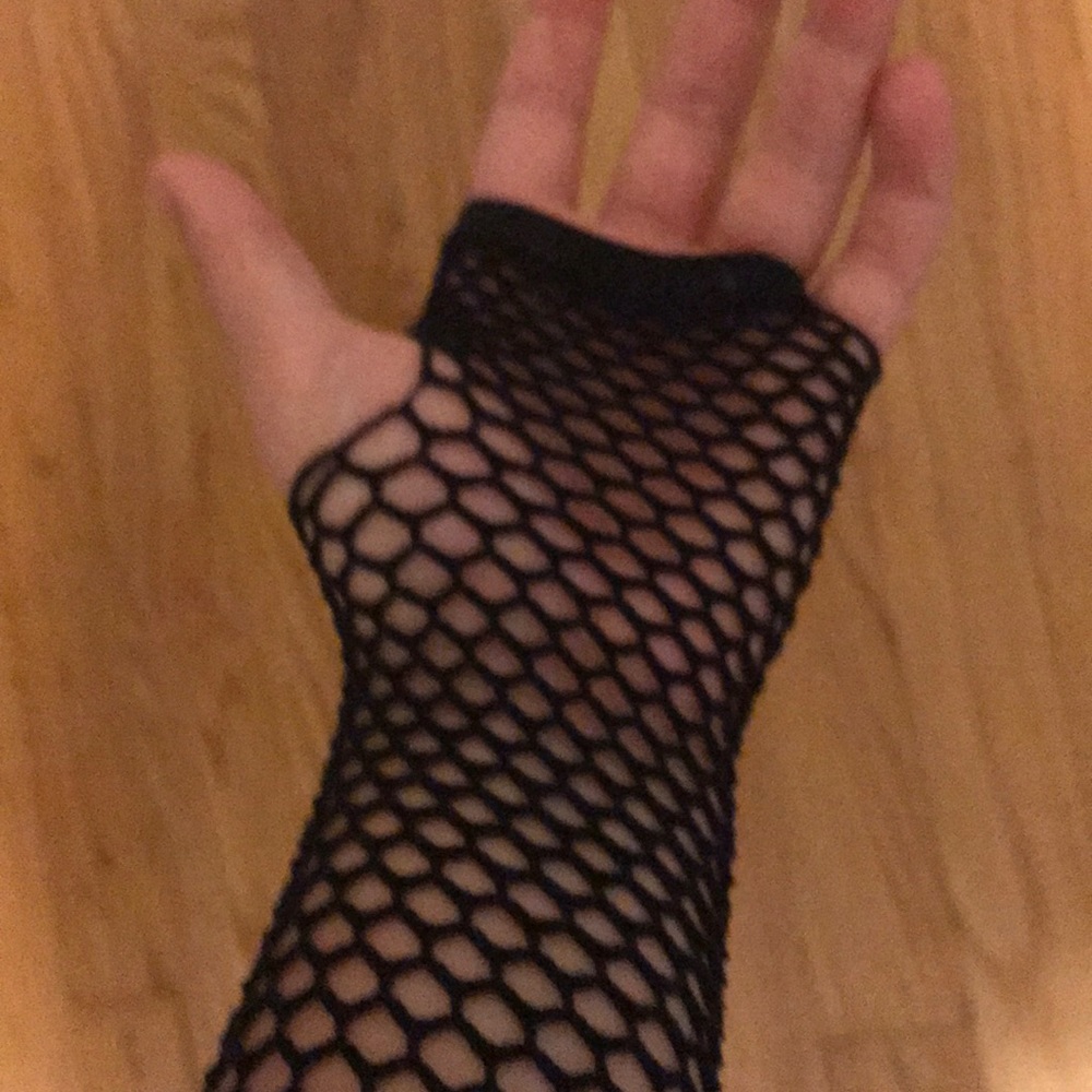 Hand gloves - Picture 2 of 3